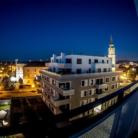Rooftop Tulln Operated By Revliving Tulln An Der Donau Exterior foto